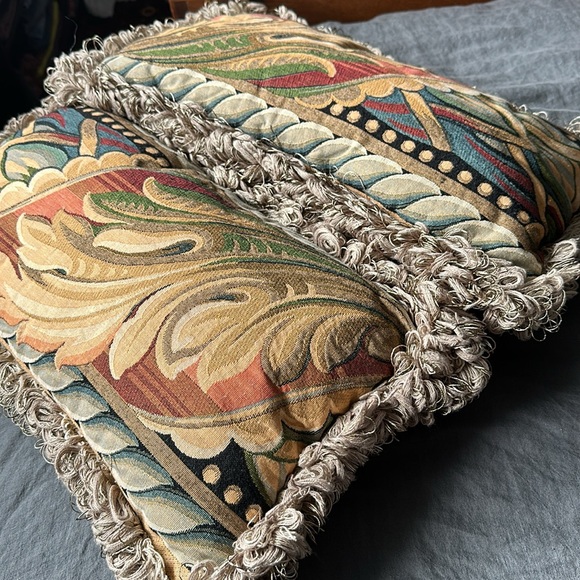 2 elegant lumbar pillows in beautiful earth toned colors Deco design From Gumps - Picture 14 of 16